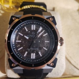 46mm Invicta Watch NEW Silicone band